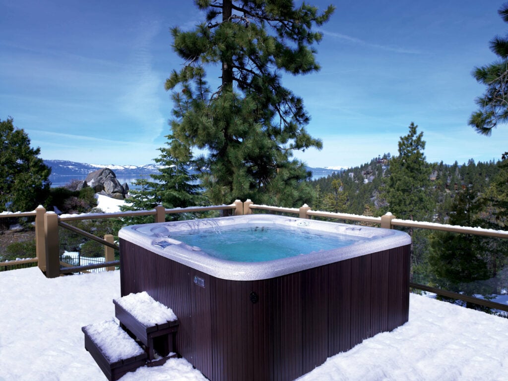 Top tips for enjoying your hot tub this winter