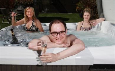 Breaking hot tub news!