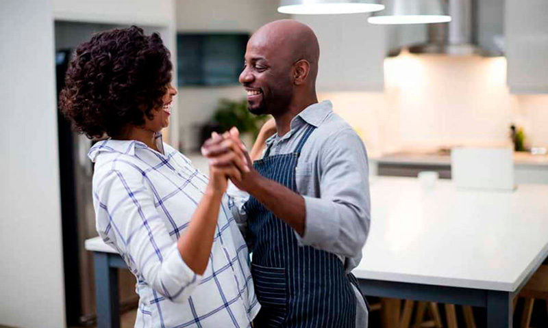 Romantic ideas at home this Valentine&rsquo;s dancing at home image