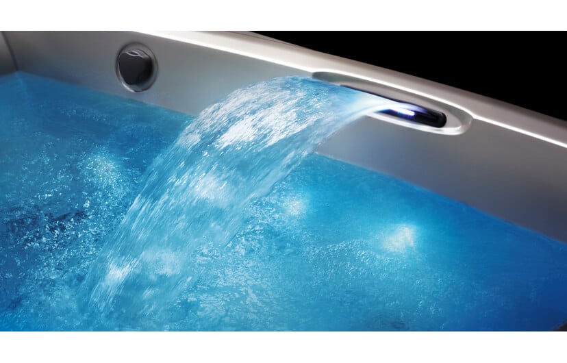 hot tub water features image 3